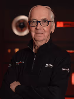 Photo of Robert MacKenzie