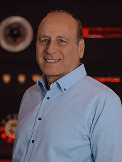 Photo of Paul Maranian